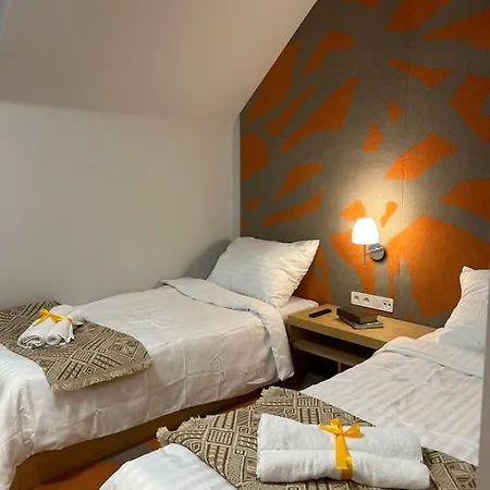 Eldorado Hotel *